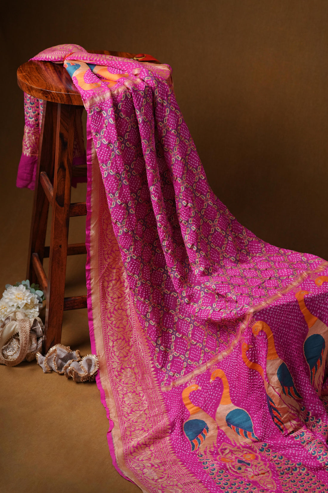 Bandhej dupatta